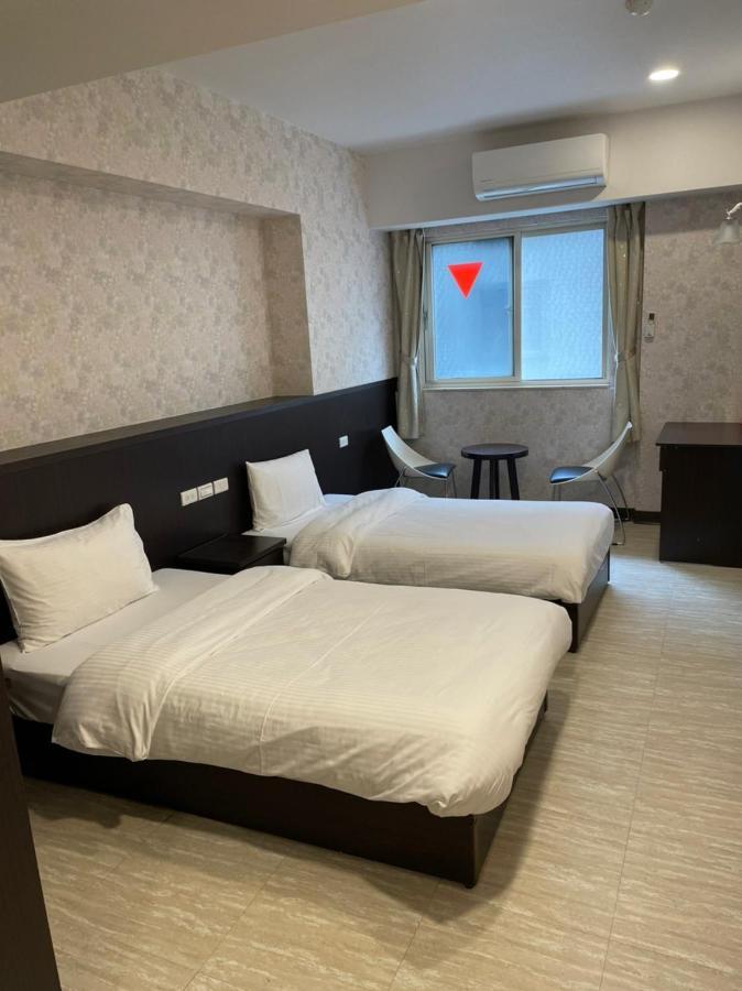 苓旅-站前 Lin Inn Tms Taipei Extérieur photo